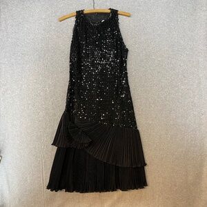 Vintage Glenrob Size 9/10 • Sequin Pleated Dress • Black • Sleeveless